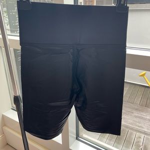 Koral Wonder Infinity® High Rise Short